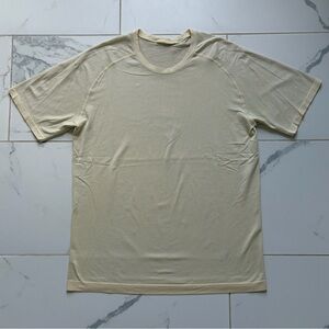 Lululemon Metal Vent Tech Short Sleeve T Shirt Tee Mens Size L Pale Yellow